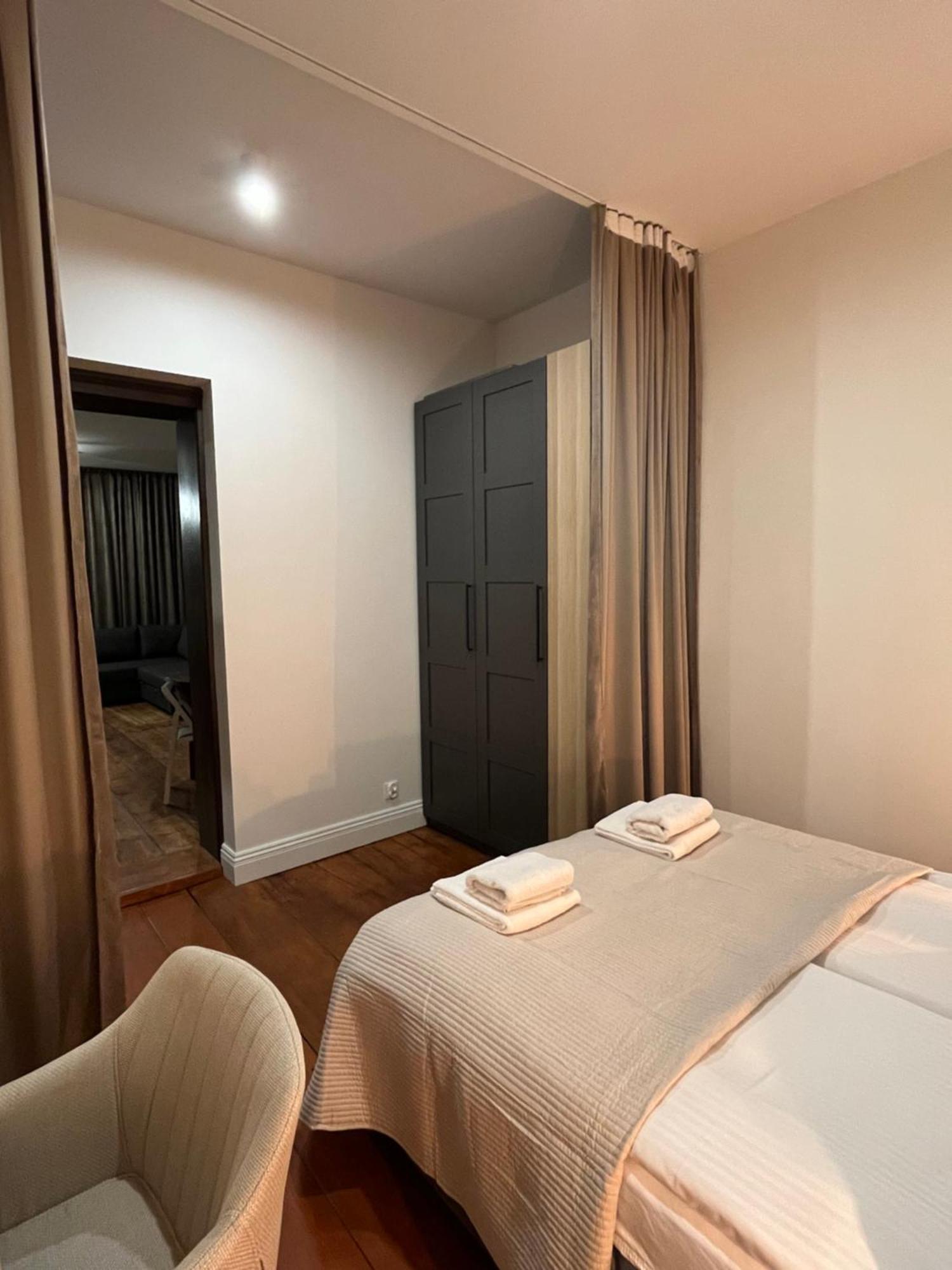 Esquina Apartment *